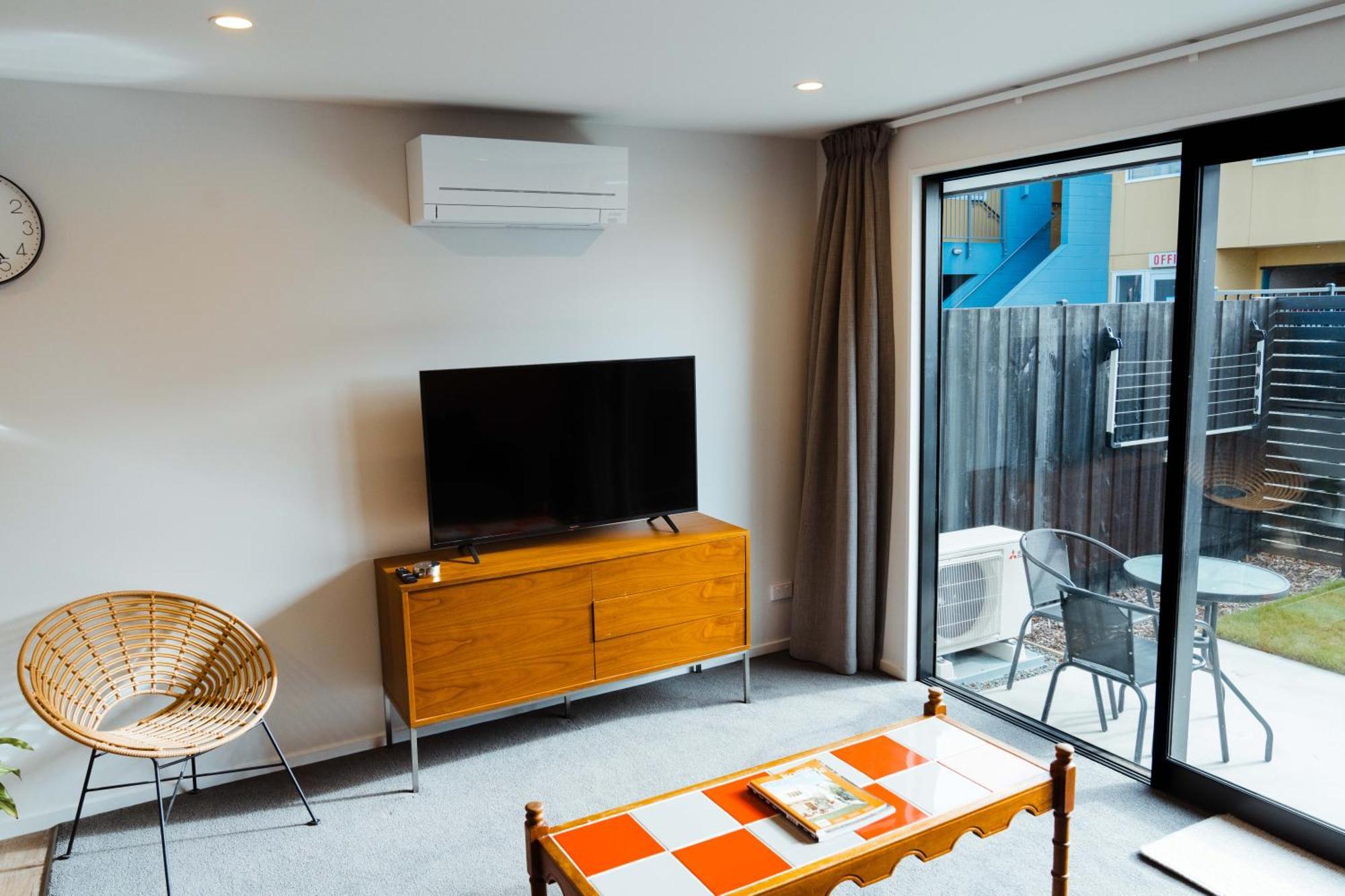 New Townhouse, Heart Of City Centre, 2 Bed 2 Bath, Car Park Christchurch Dış mekan fotoğraf